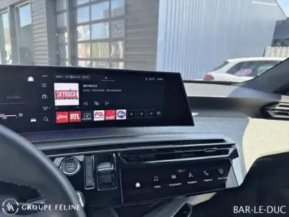 Photo 14 Peugeot 3008  1.2 Hybrid 136ch Allure e-DCS6