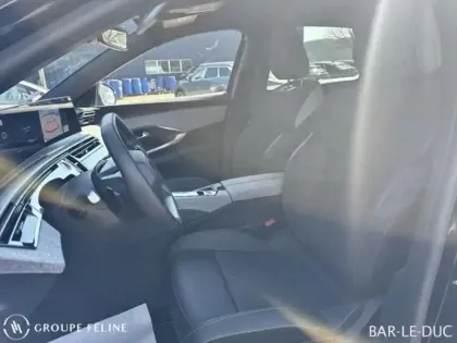 Photo 8 Peugeot 3008  1.2 Hybrid 136ch Allure e-DCS6