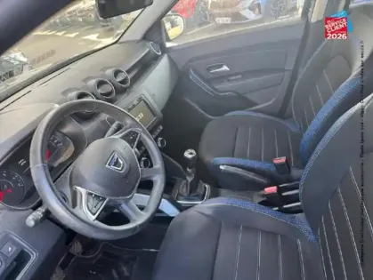 Photo 14 Dacia Duster  1.5 Blue dCi 115ch 15 ans 4x4 E6U