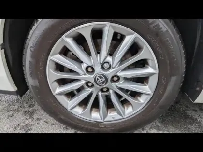 Photo 10 Toyota Verso Gén. I Ph2 NG2 Dynamic 5