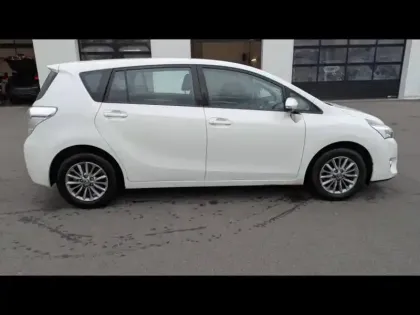 Photo 6 Toyota Verso Gén. I Ph2 NG2 Dynamic 5