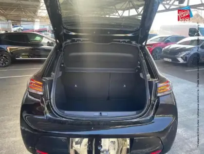 Photo 13 Peugeot 208  1.2 Hybrid 145ch Allure e-DCS6