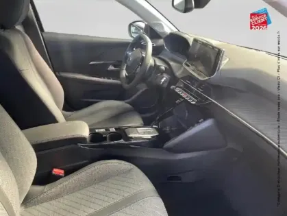 Photo 19 Peugeot 208  1.2 Hybrid 145ch Allure e-DCS6