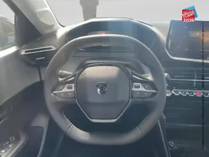 Photo 11 Peugeot 208  1.2 Hybrid 145ch Allure e-DCS6