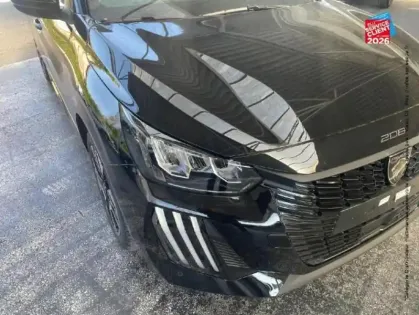 Photo 27 Peugeot 208  1.2 Hybrid 145ch Allure e-DCS6