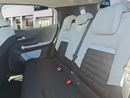 Photo 9 Citroën C3 Aircross  1.2 Hybride 145ch MAX e-DCS6