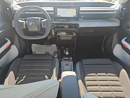 Photo 7 Citroën C3 Aircross  1.2 Hybride 145ch MAX e-DCS6