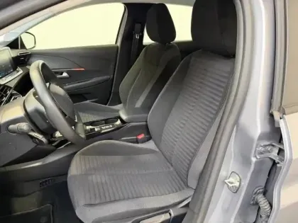 Photo 8 Peugeot 208  e- 136ch Like