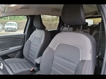 Photo 8 Dacia Jogger  1.0 ECO-G 100ch Extreme 7 places -24