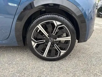 Photo 10 Lancia Ypsilon  1.2 Ibrida 100ch LX eDCT6