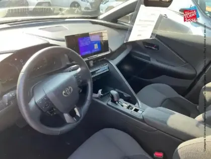 Photo 29 Toyota C-HR  1.8 Hybride 140ch Design MY25