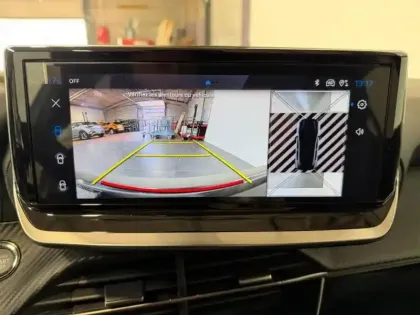 Photo 13 Peugeot 208  1.2 Hybrid 110ch Allure e-DCS6