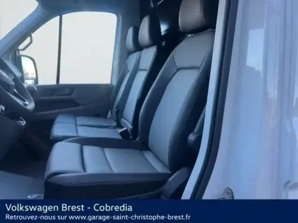 Photo 10 Volkswagen Crafter  Fg 30 L3H3 2.0 TDI 140ch Business Traction