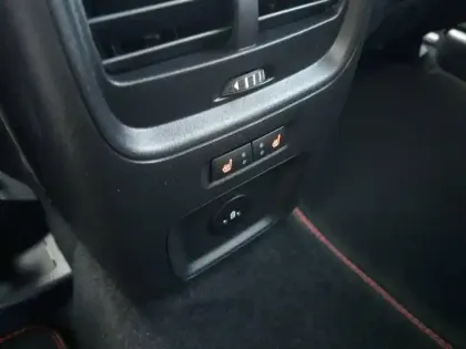 Photo 9 Ford Kuga  2.5 Duratec 180ch Hybrid FlexiFuel ST-Line X Powershift