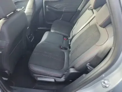 Photo 8 Ford Kuga  2.5 Duratec 180ch Hybrid FlexiFuel ST-Line X Powershift