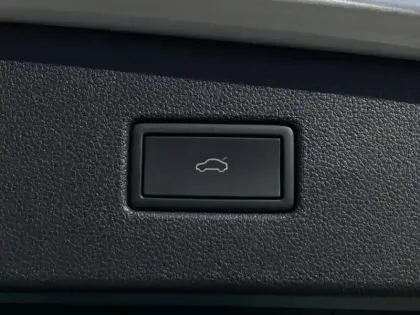 Photo 8 Volkswagen Tiguan  1.5 TSI 150ch Elegance DSG7