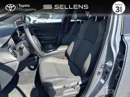 Photo 10 Toyota C-HR  2.0 Hybride 184ch Design Ultimate E-CVT