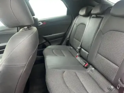 Photo 7 Kia Xceed  1.6 GDi 105ch + Plug-In 60.5ch Active DCT6