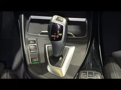 Photo 9 BMW Serie 1 Série 1 118iA 136ch Business Design 5p Euro6d-T