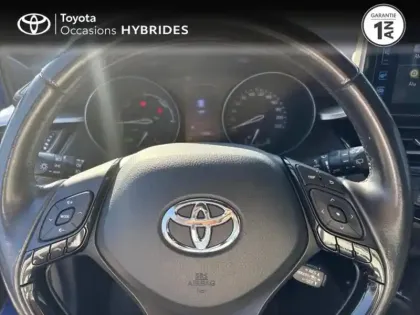 Photo 12 Toyota C-HR  122h Distinctive 2WD E-CVT