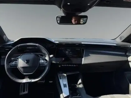 Photo 9 Peugeot 308  1.5 BlueHDi 130ch S&S GT EAT8