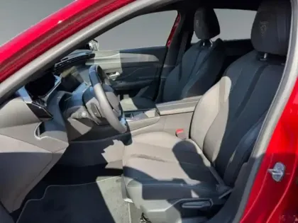 Photo 8 Peugeot 308  1.5 BlueHDi 130ch S&S GT EAT8