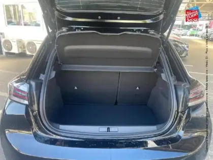 Photo 14 Peugeot 208  1.2 Hybrid 145ch Allure e-DCS6