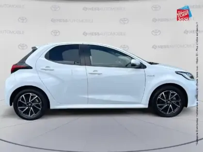 Photo 18 Toyota Yaris  116h Design 5p