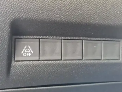 Photo 8 Peugeot 208  1.2 PureTech 100ch S&S GT EAT8