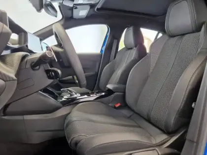 Photo 10 Peugeot 208  1.2 PureTech 100ch S&S GT EAT8