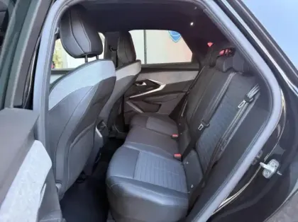 Photo 9 Peugeot 3008  1.2 Hybrid 136ch Allure e-DCS6