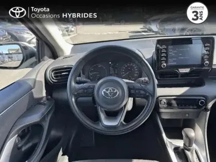 Photo 8 Toyota Yaris  116h Dynamic 5p MY22