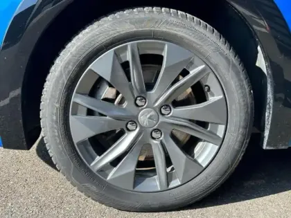 Photo 6 Peugeot 208  e- 136ch Style