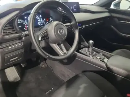 Photo 7 Mazda Mazda3 Gén. IV Ph1 Homura 5