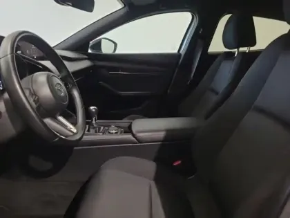 Photo 8 Mazda Mazda3 Gén. IV Ph1 Homura 5