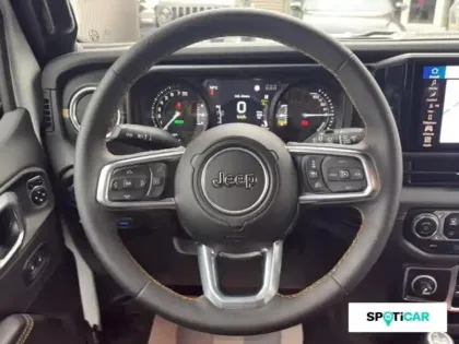 Photo 12 Jeep Wrangler  Unlimited 2.0 T 380ch 4xe Sahara Command Trac