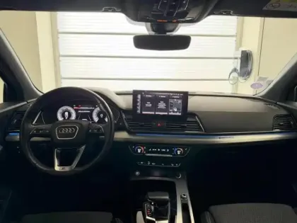 Photo 12 Audi Q5  55 TFSI e 367ch S line quattro S tronic 7