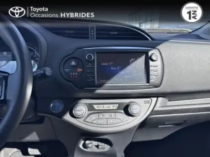 Photo 14 Toyota Yaris  100h Dynamic 5p