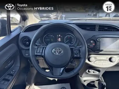 Photo 8 Toyota Yaris  100h Dynamic 5p