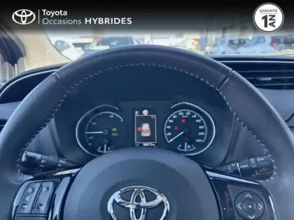 Photo 12 Toyota Yaris  100h Dynamic 5p