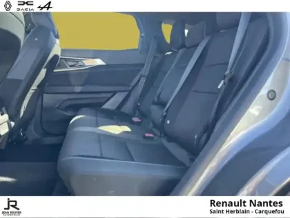 Photo 13 Renault Espace  1.2 E-Tech full hybrid 200ch esprit Alpine 7 places - 25