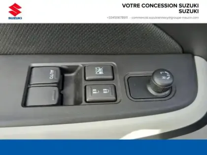 Photo 8 Suzuki Swift  1.2 Dualjet Hybrid 83ch Avantage