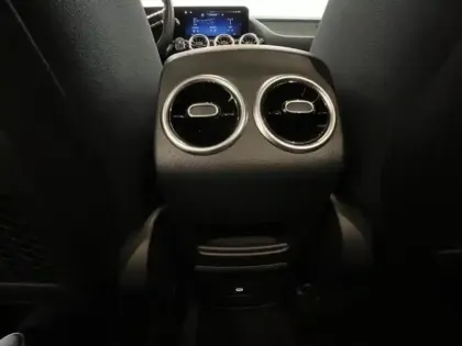 Photo 14 Mercedes Classe B  250 e Hybrid EQ 163+109ch AMG Line 8G-DCT