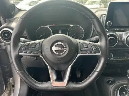 Photo 12 Nissan Juke  1.6 Hybrid 143ch N-Connecta 2022.5