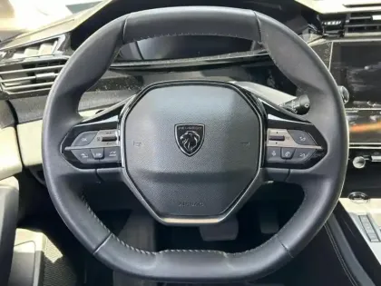 Photo 10 Peugeot 308 Gén. III Ph1 Allure Pack 5