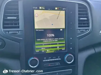 Photo 10 Renault Megane Mégane IV Berline Blue dCi 115 Intens