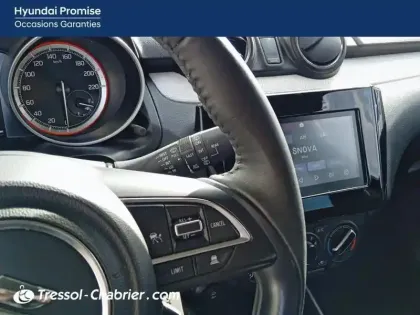 Photo 24 Suzuki Swift  1.2 Dualjet Hybrid Auto (CVT) Privilège