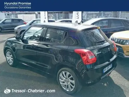 Photo 9 Suzuki Swift  1.2 Dualjet Hybrid Auto (CVT) Privilège