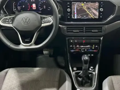 Photo 9 Volkswagen T-cross 1.0 TSI 110 Start/Stop DSG7 R-Line Tech