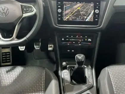 Photo 9 Volkswagen Tiguan 2.0 TDI 150ch BVM6 Active